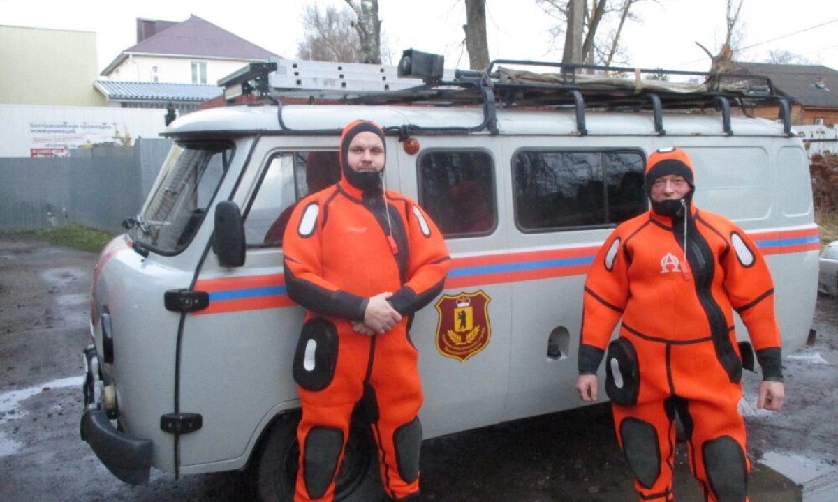 В Ярославской области спасли тонувшего рыбака В Ярославской области спасли тонувшего рыбака