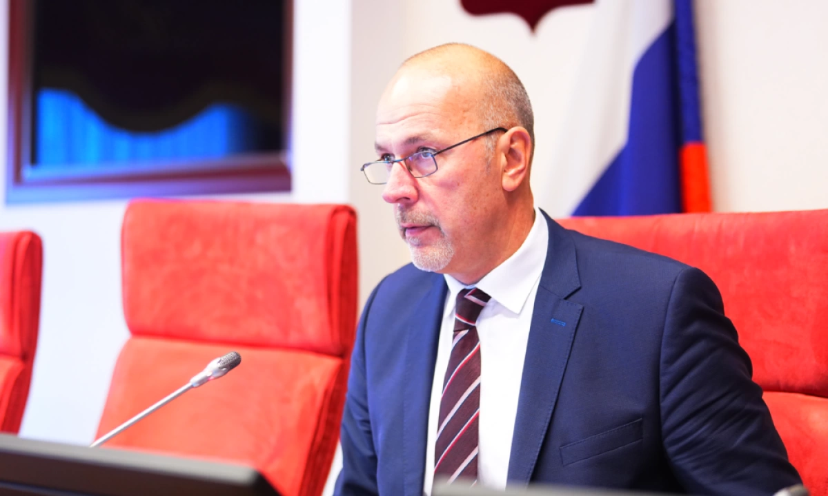 В Ярославской области меняются наименования и типы населенных пунктов-близнецов В Ярославской области меняются наименования и типы населенных пунктов-близнецов