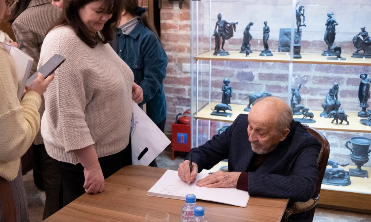 В Музее Орлова представили книгу &laquo;Ярославские истории&raquo;