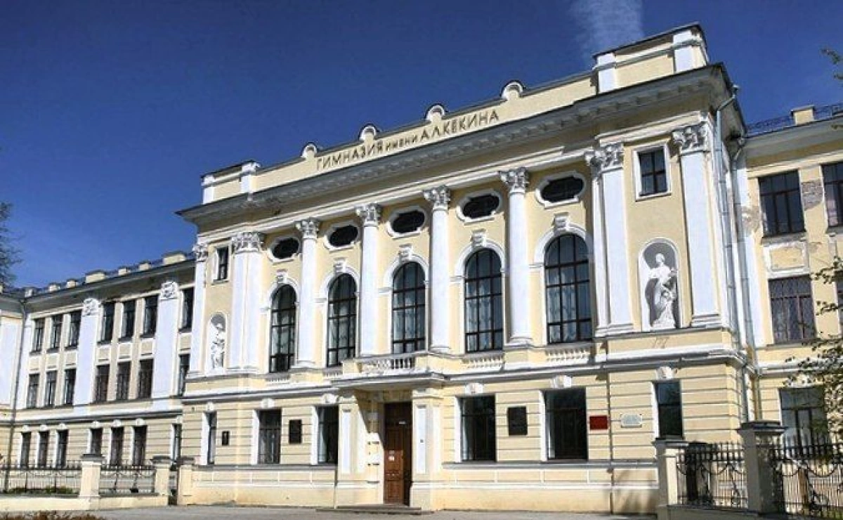 Реставрация исторических фасадов в Ярославской области: Гимназия имени Кекина и другие объекты Реставрация исторических фасадов в Ярославской области: Гимназия имени Кекина и другие объекты