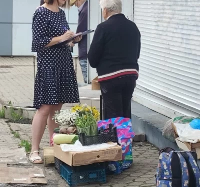 Рейд против несанкционированной торговли в Ярославле: пенсионеров оштрафовали