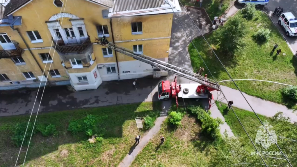 Пожар в квартире на улице Белинского в Ярославле Пожар в квартире на улице Белинского в Ярославле