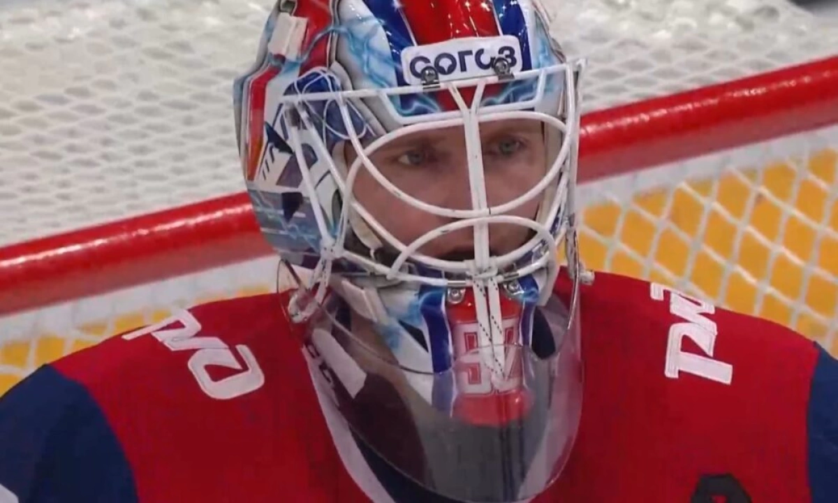 Исаев &mdash; самый надежный голкипер в полуфинале Кубка Гагарина