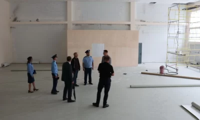 Прокуратура контролирует строительство школы в Угличе