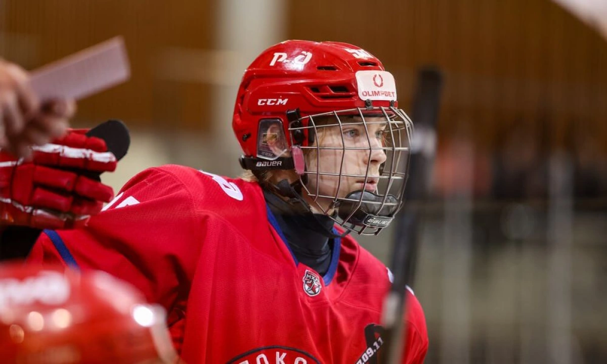 Павел Бурмистров: от мотокросса к хоккею Павел Бурмистров: от мотокросса к хоккею