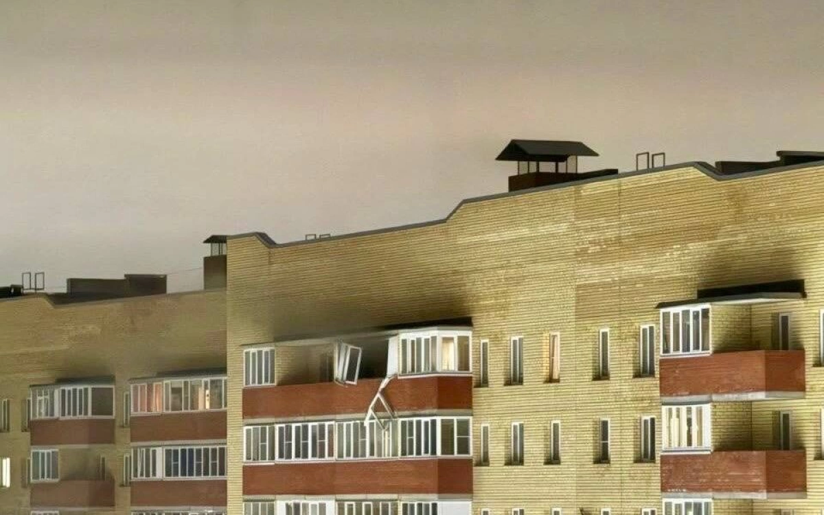 В ярославском МЧС назвали причину хлопка в многоэтажке В ярославском МЧС назвали причину хлопка в многоэтажке