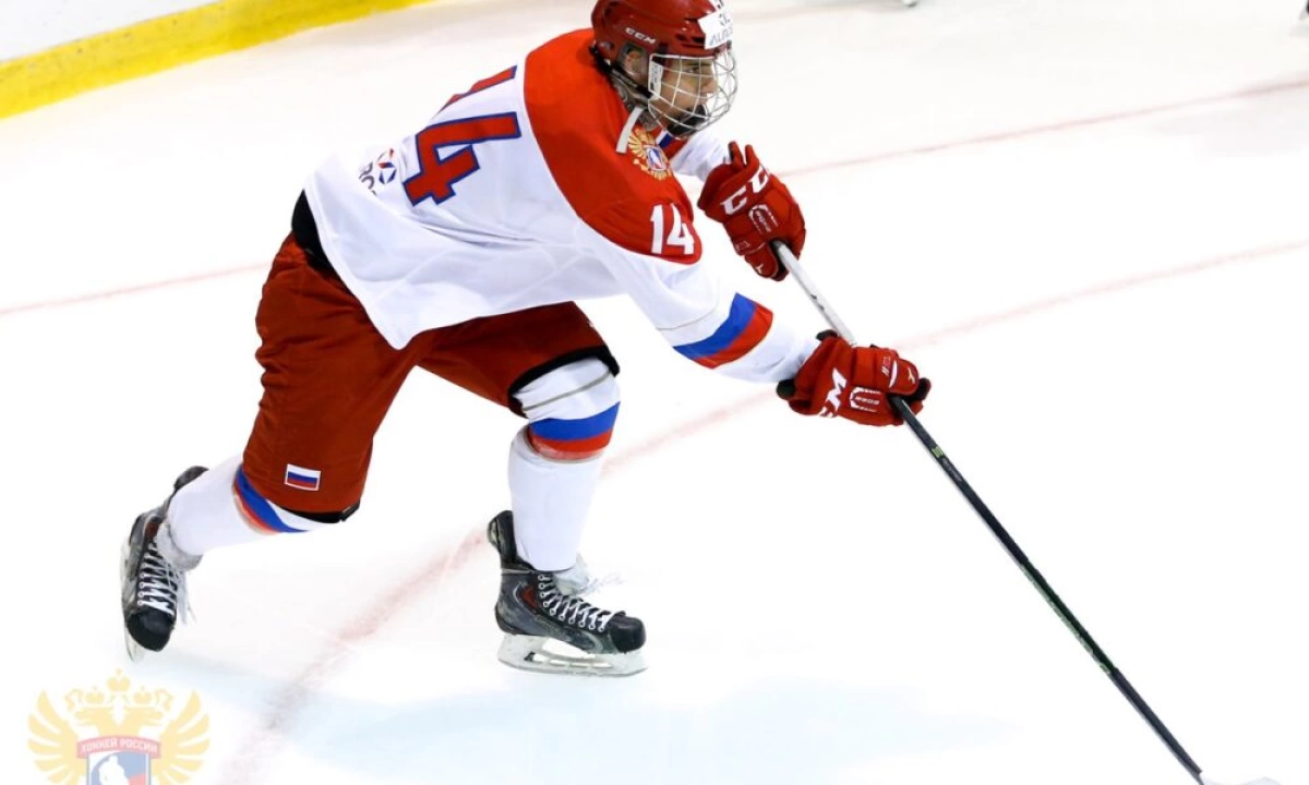 Григорий Денисенко покинул "Локомотив" Григорий Денисенко покинул "Локомотив"