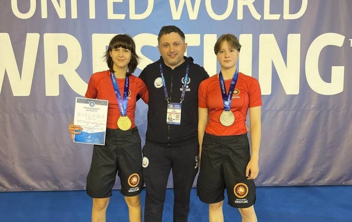 Ярославские спортсменки успешно выступили на первенстве мира по панкратиону