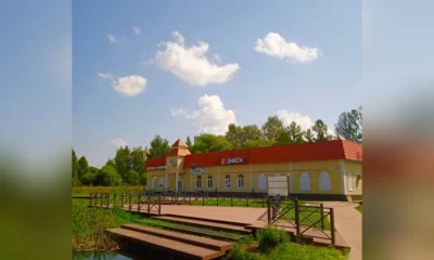 В Мышкине завершают благоустройство пруда на улице Газовиков