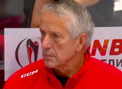 Боб Хартли рассказал о неуверенности хоккеистов &laquo;Локомотива&raquo; в большинстве