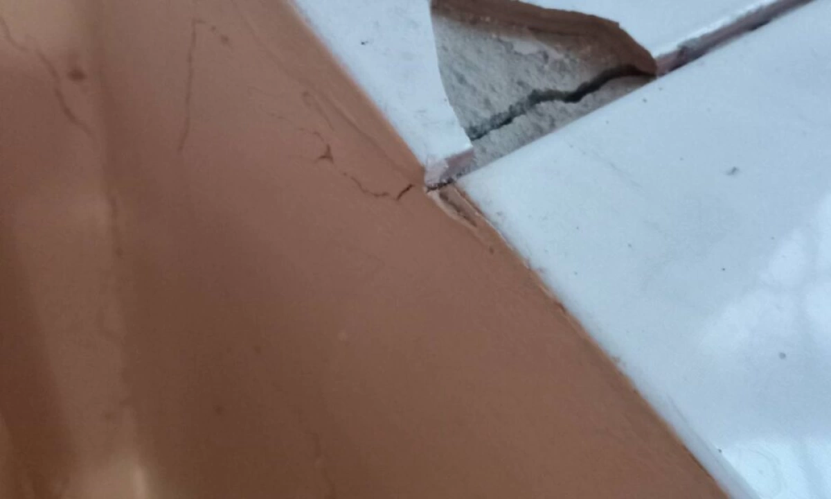 Мэрия Ярославля отрицает возможное обрушение дома в центре города