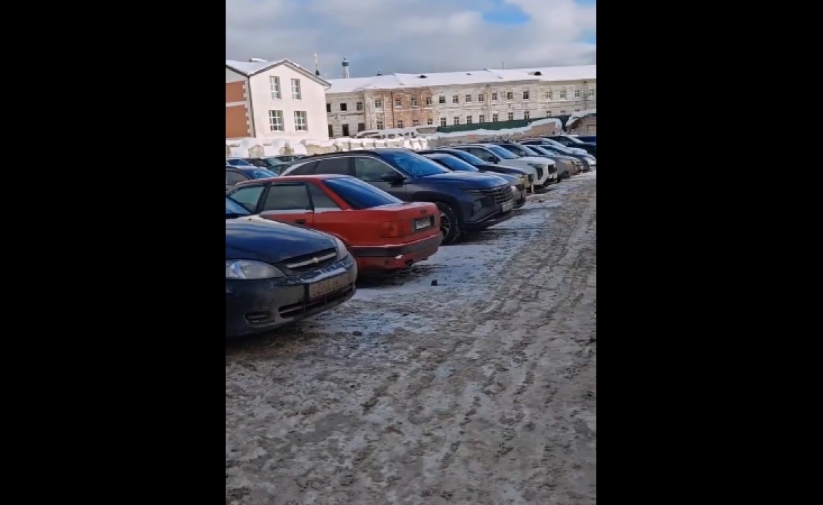 Ярославский депутат обнаружил заповедник бесплатной парковки