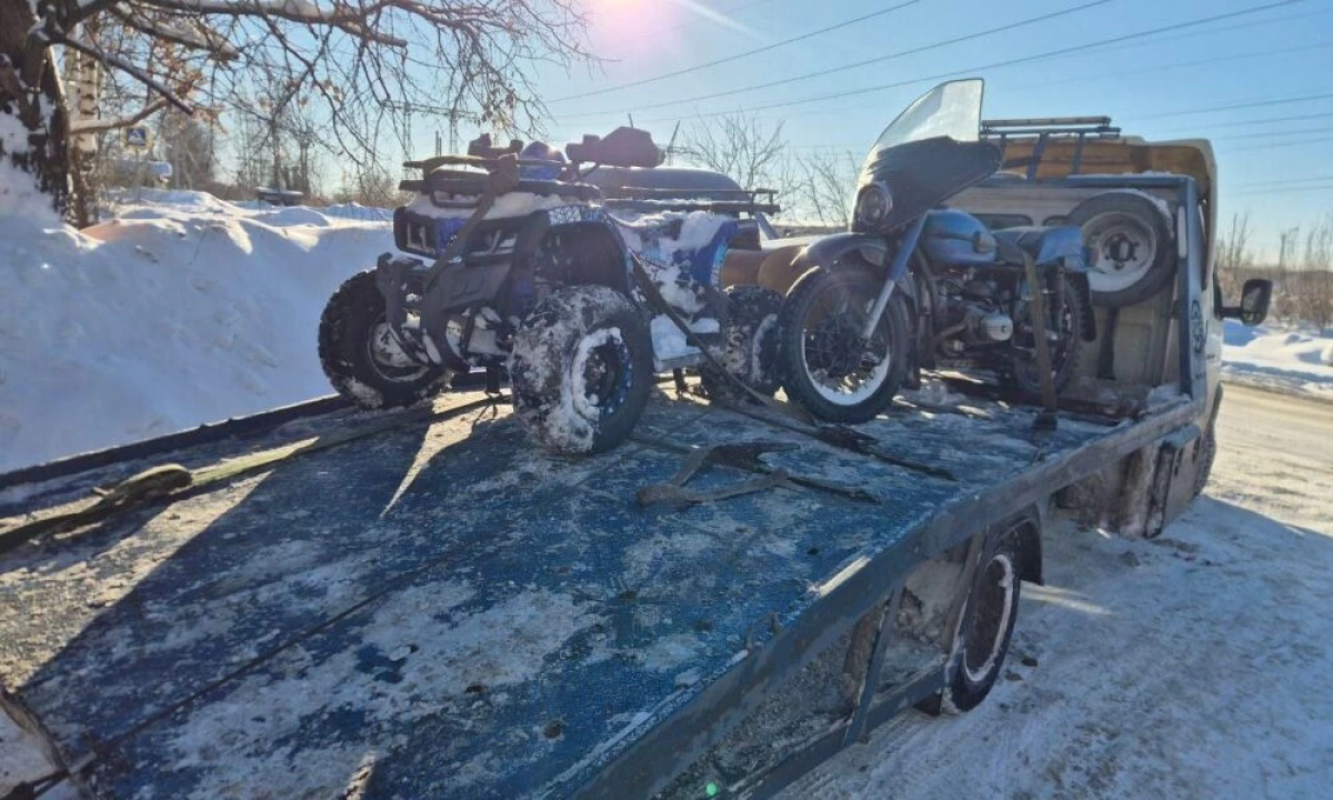 У ярославцев-любителей пьяной езды изъяли мотоцикл, квадроцикл и автомобиль У ярославцев-любителей пьяной езды изъяли мотоцикл, квадроцикл и автомобиль