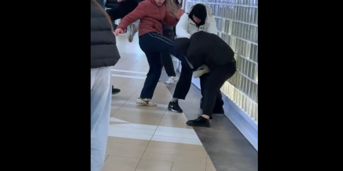 В Ярославле сообщили о состоянии подростков, пострадавших в &laquo;Ауре&raquo;