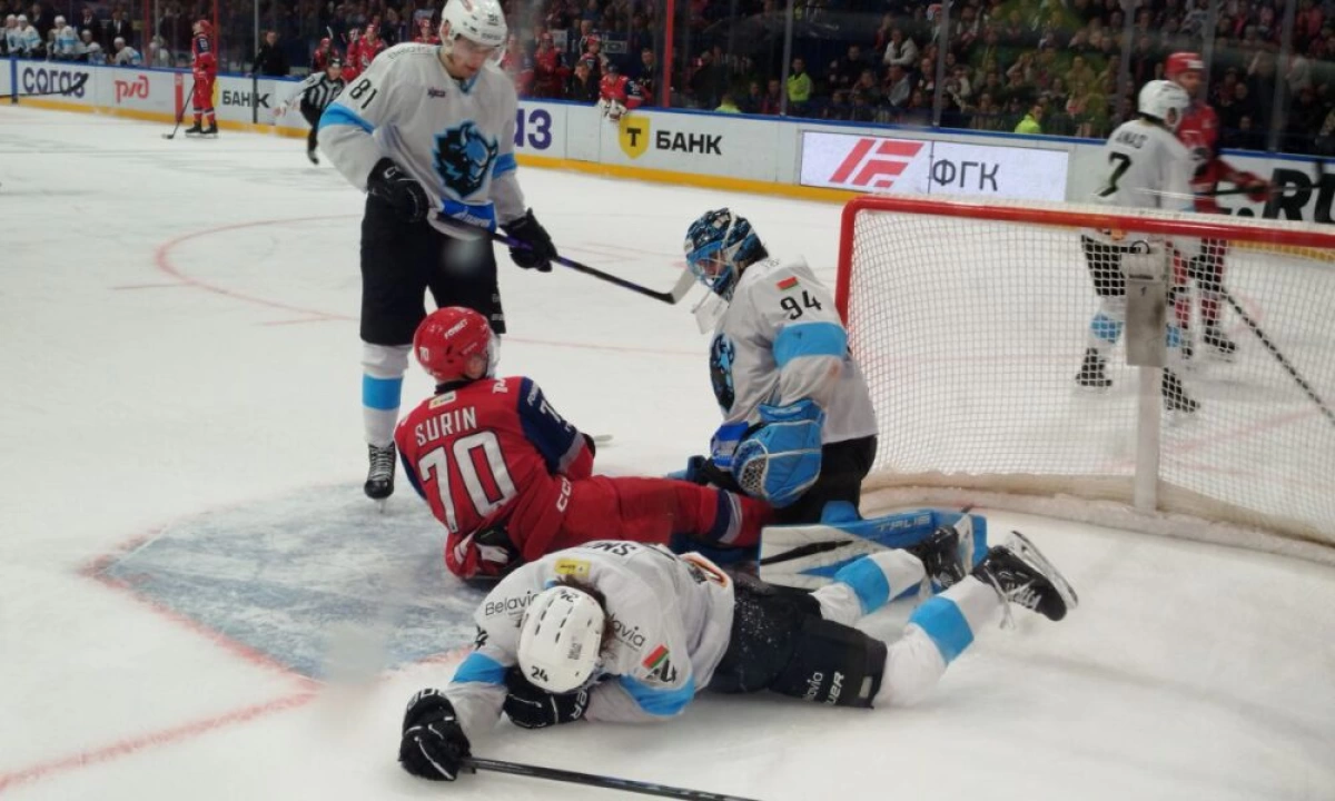 &laquo;Локомотив&raquo; на последней минуте вырвал победу у минского &laquo;Динамо&raquo;