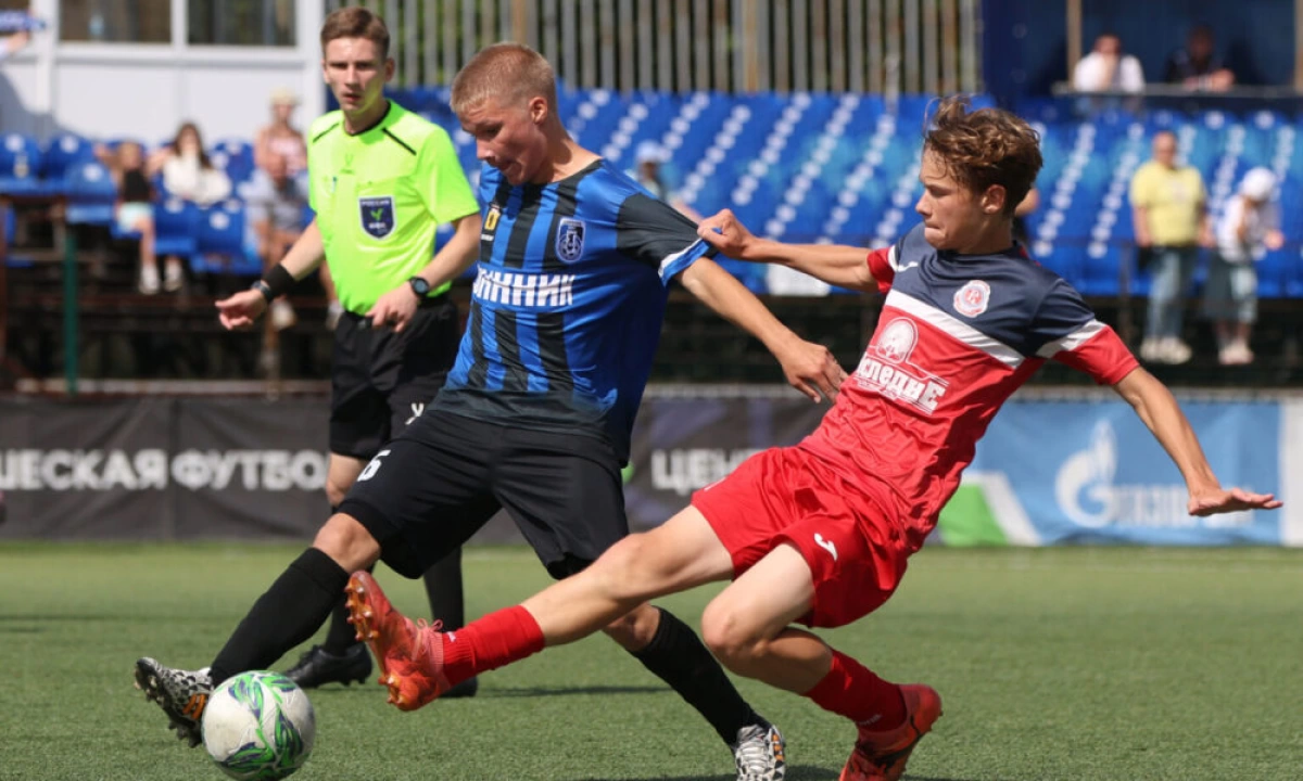 ЮФЛ: «Шинник» сражался с «Витязем» в День физкультурника ЮФЛ: «Шинник» сражался с «Витязем» в День физкультурника