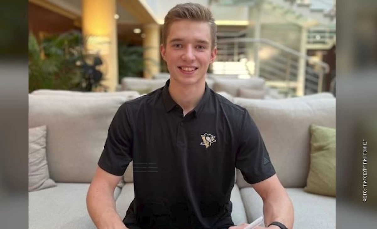 Вратарь Сергей Мурашов признан первой звездой матча АХЛ