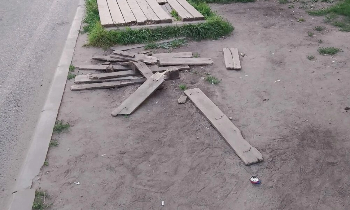 В Ярославле на улице Труфанова вместо настилов из досок обустроят остановки В Ярославле на улице Труфанова вместо настилов из досок обустроят остановки