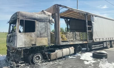 Под Ярославлем на трассе горел грузовик &ndash; подробности рассказали в МЧС