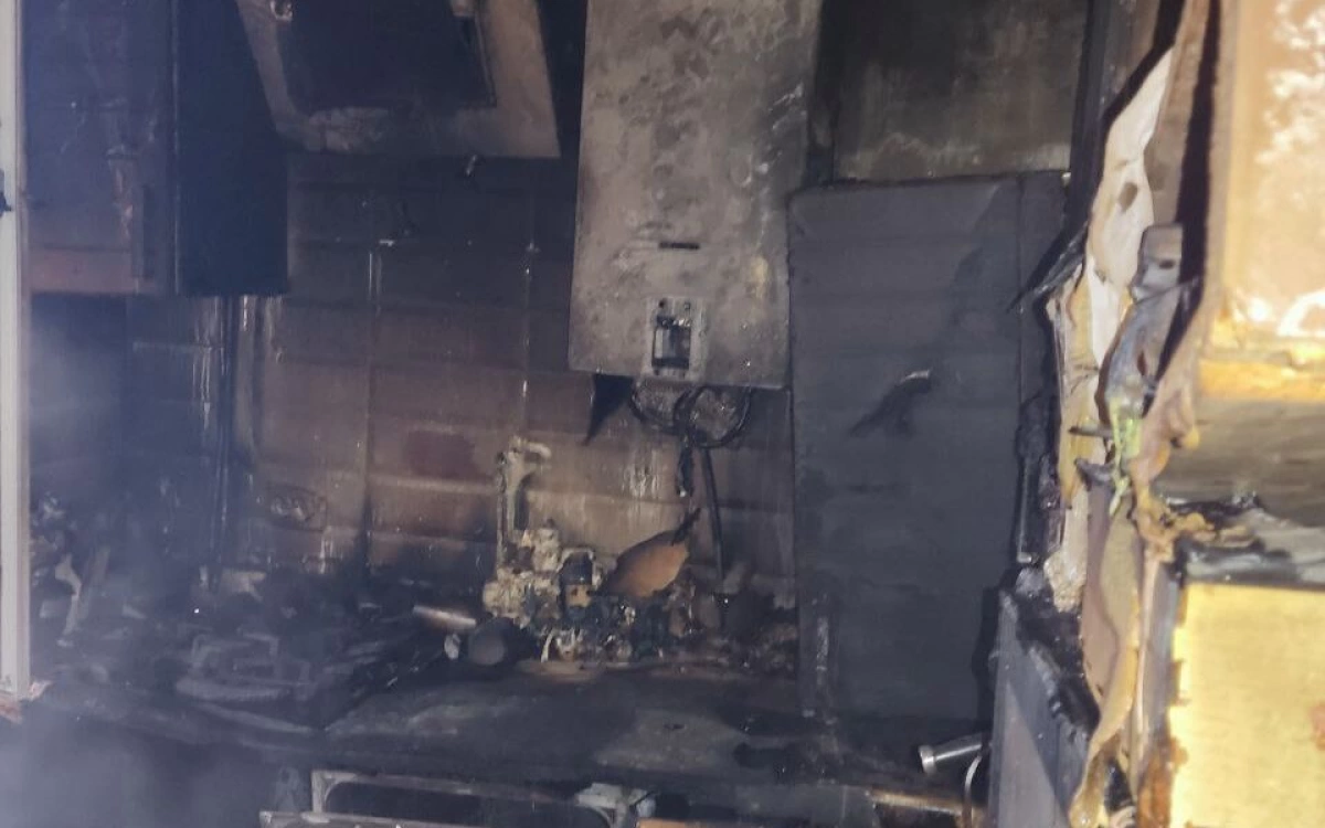 В Ярославле из горящей квартиры спасены пять человек