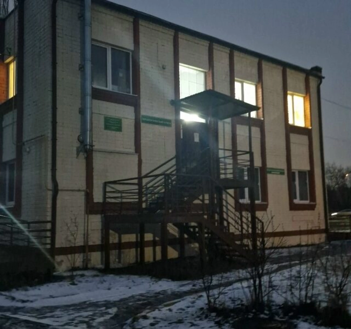 &laquo;Давайте ее отвоевывать&raquo;: в Ярославле мамы встали на защиту молодого доктора