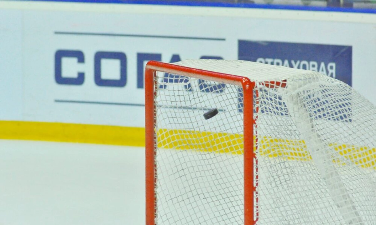 Локомотив" разгромил "Сибирь" в Кубке Блинова Локомотив" разгромил "Сибирь" в Кубке Блинова