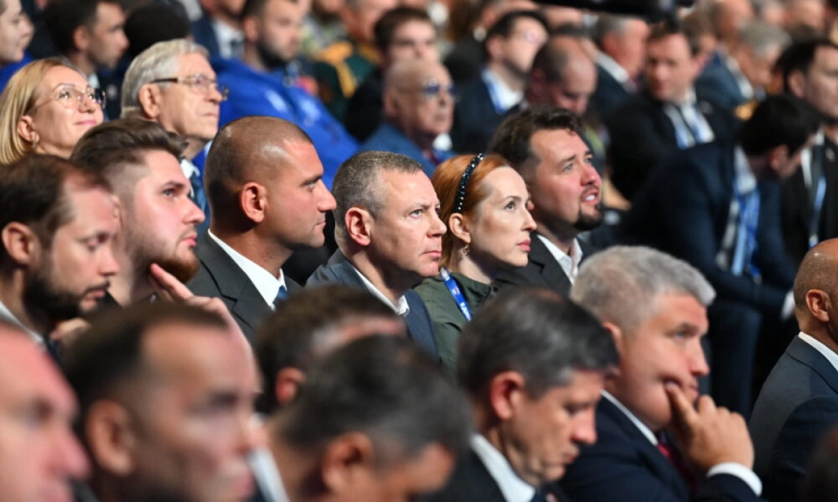 Михаил Евраев принял участие в XXIII съезде «Единой России» в Москве Михаил Евраев принял участие в XXIII съезде «Единой России» в Москве