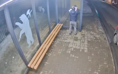 В Ярославской области расклейщику объявлений предъявлен ультиматум