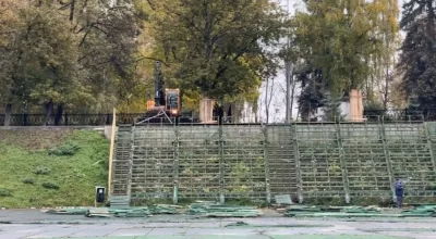 В Ярославле демонтируют трибуны на стадионе &laquo;Спартаковец&raquo;