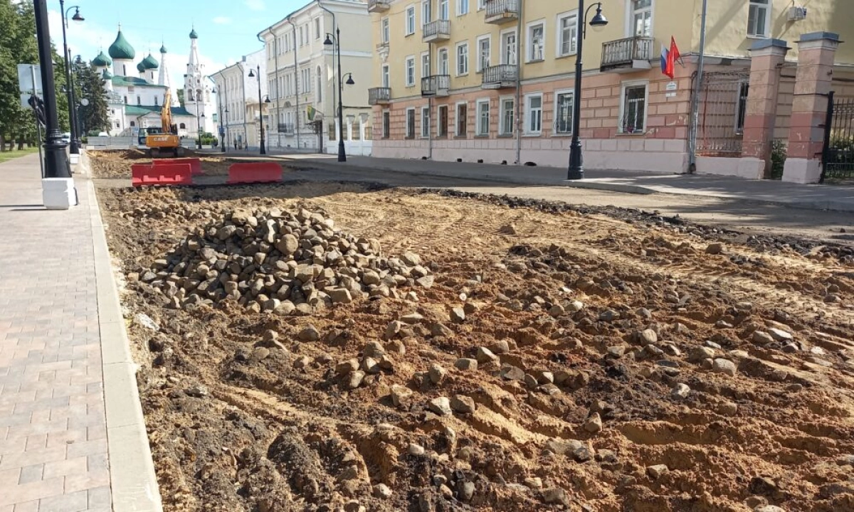 Экспертиза не нашла ценности в обнаруженной в Ярославле булыжной мостовой Экспертиза не нашла ценности в обнаруженной в Ярославле булыжной мостовой