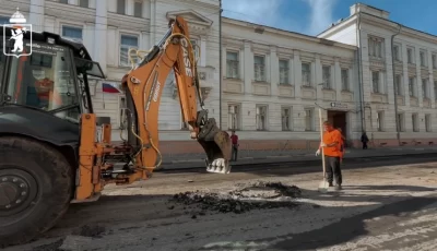 В Ярославле на Республиканской улице устанавливают новую ливневку