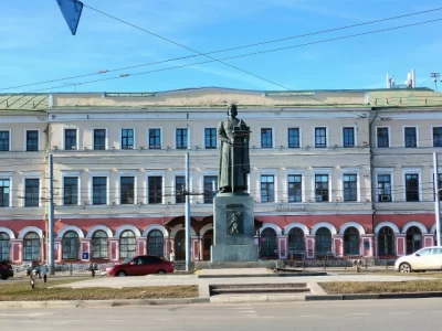 В Ярославле здание Главпочтамта хотят изъять у собственника