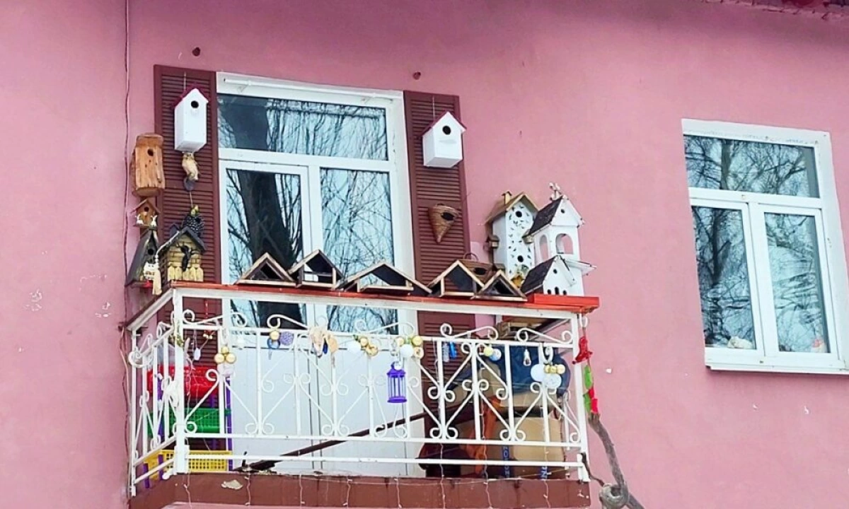 В Ярославской области обнаружен самый красивый балкон