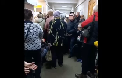 Ярославская прокуратура проверит очередь за лекарствами в районной больнице