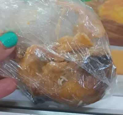 Купившая курицу с опарышами ярославна обратилась в полицию