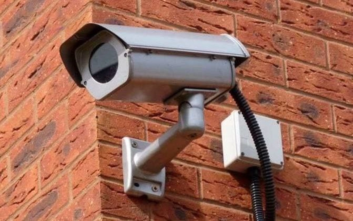 В Ярославле суд рассмотрел спор между соседями из-за видеокамер в подъезде