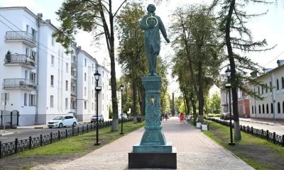 Памятник в центре Ярославля установили без согласования с мэрией &nbsp;