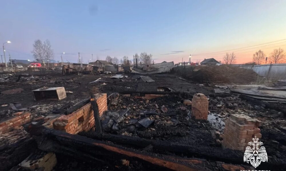 Под Ярославлем в пожаре погибли два человека и еще один пострадал