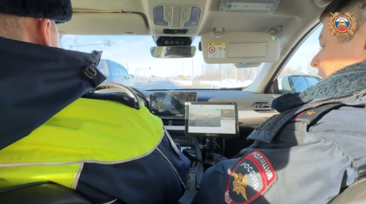 В патрульных автомобилях ярославской Госавтоинспекции установили &laquo;Паркрайты&raquo;