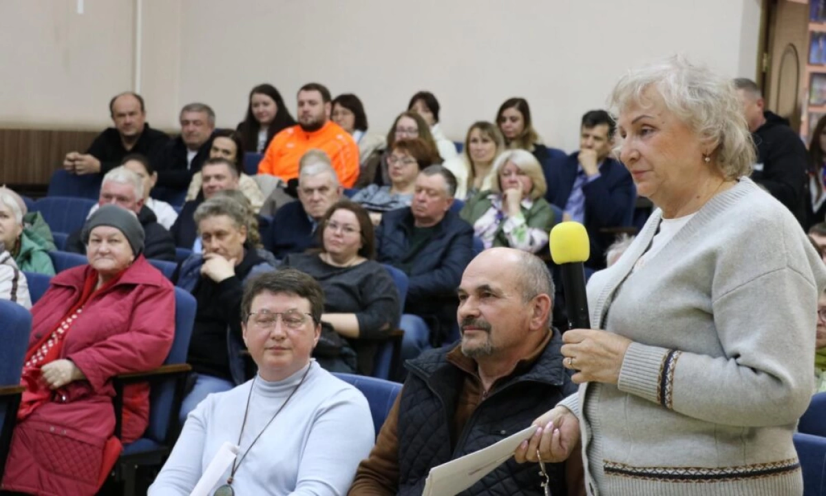 Участие во встречах с представителями органов власти приняли более 1800 жителей региона