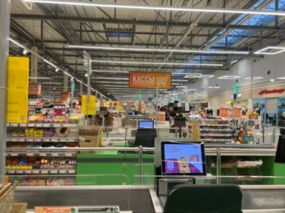 Пробил индейку как блины: ярославец попался на подмене продуктов в гипермаркете