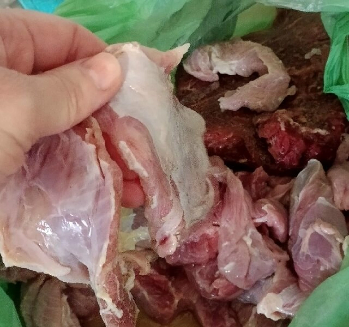 &laquo;Три стейка старой кобылы&raquo;: ярославцы жалуются на мясного мошенника