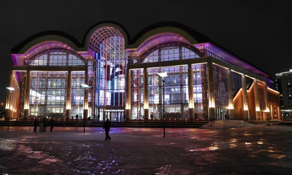 Ярославский &laquo;Миллениум&raquo; запретил зрителям приходить со своей водой