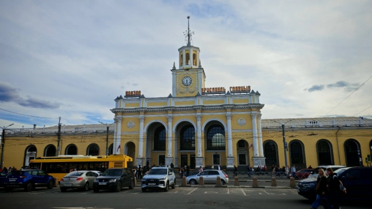 В Ярославле работник депо получит полмиллиона за ожоги лица В Ярославле работник депо получит полмиллиона за ожоги лица