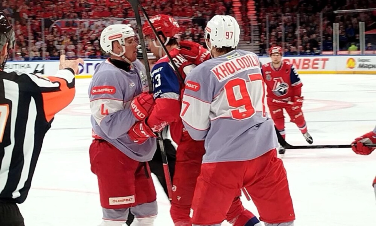 «Локомотив» в овертайме проиграл «Спартаку» во втором матче серии «Локомотив» в овертайме проиграл «Спартаку» во втором матче серии