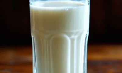 Свыше 370 тонн ярославского молока признали непригодным в пищу