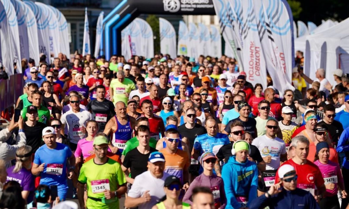 Бег по Золотому кольцу: Углич принял полумарафон Бег по Золотому кольцу: Углич принял полумарафон