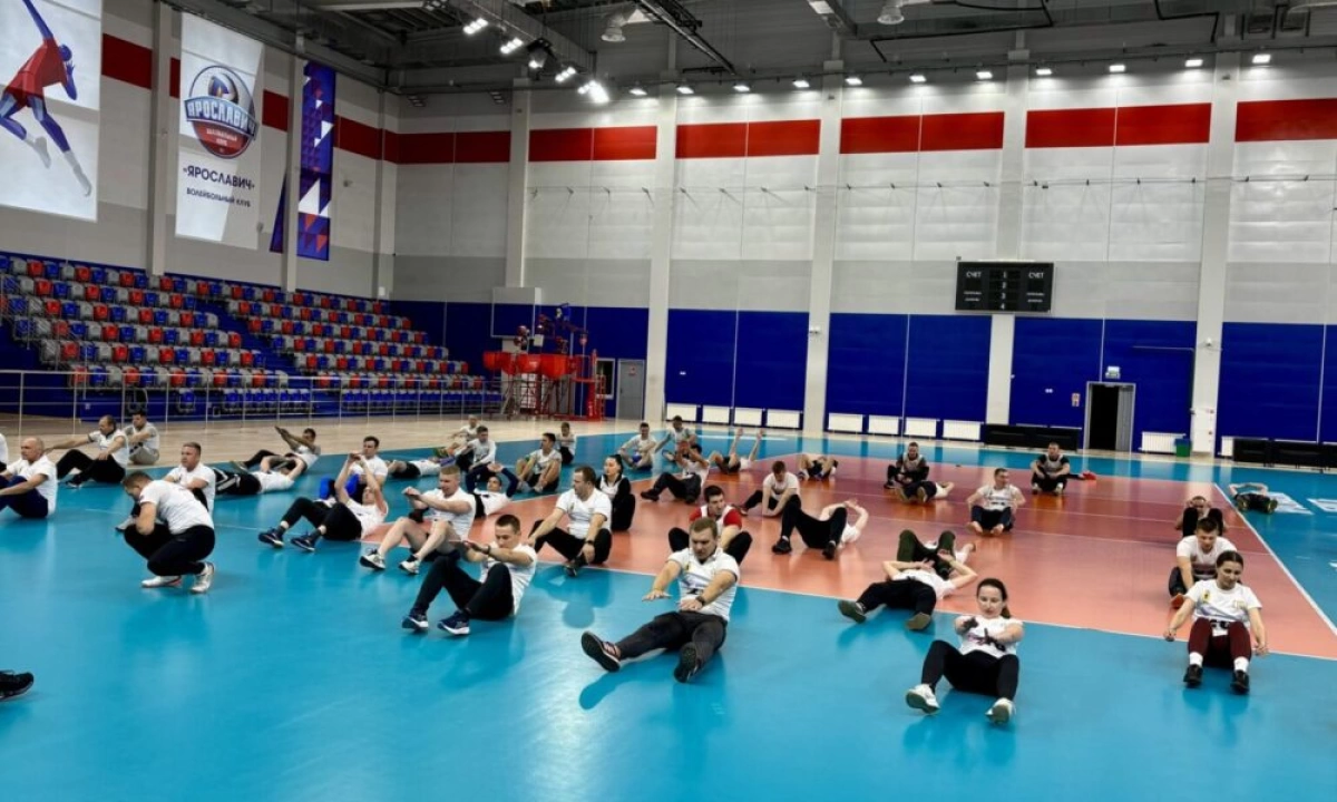 Нормативы &laquo;Готов к труду и обороне&raquo; выполнили сотрудники регионального МЧС