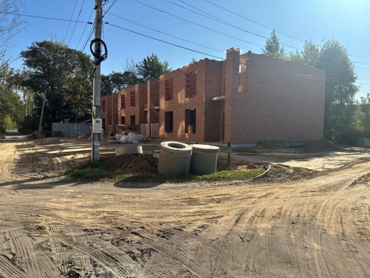 Бдительные ярославцы помогли обнаружить самовольную стройку дома Бдительные ярославцы помогли обнаружить самовольную стройку дома