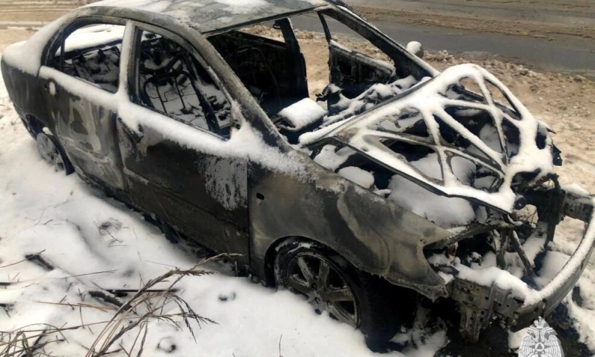В Ярославской области сгорела машина В Ярославской области сгорела машина